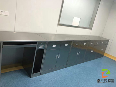 �����ʵ��̨